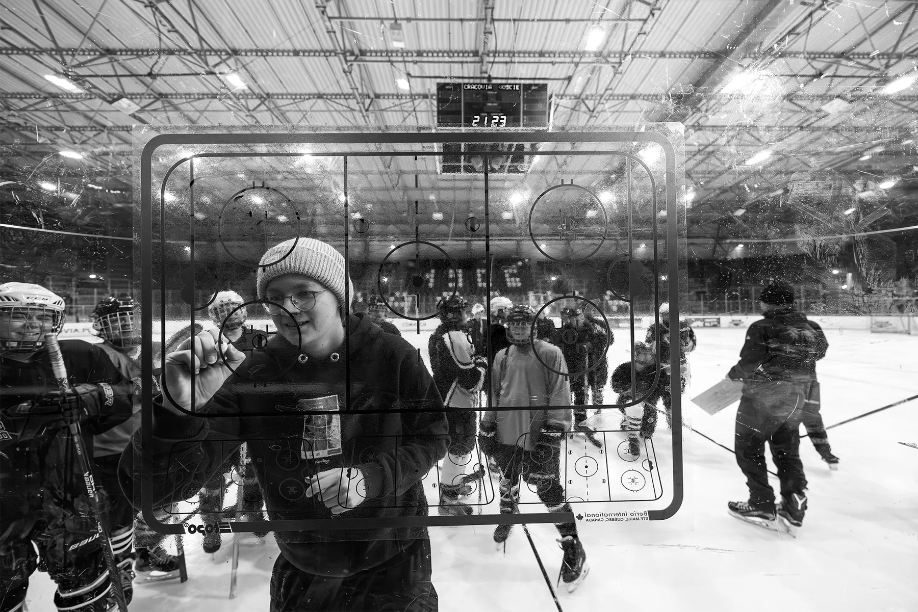 magda chudzik documentary photography womens ice hockey