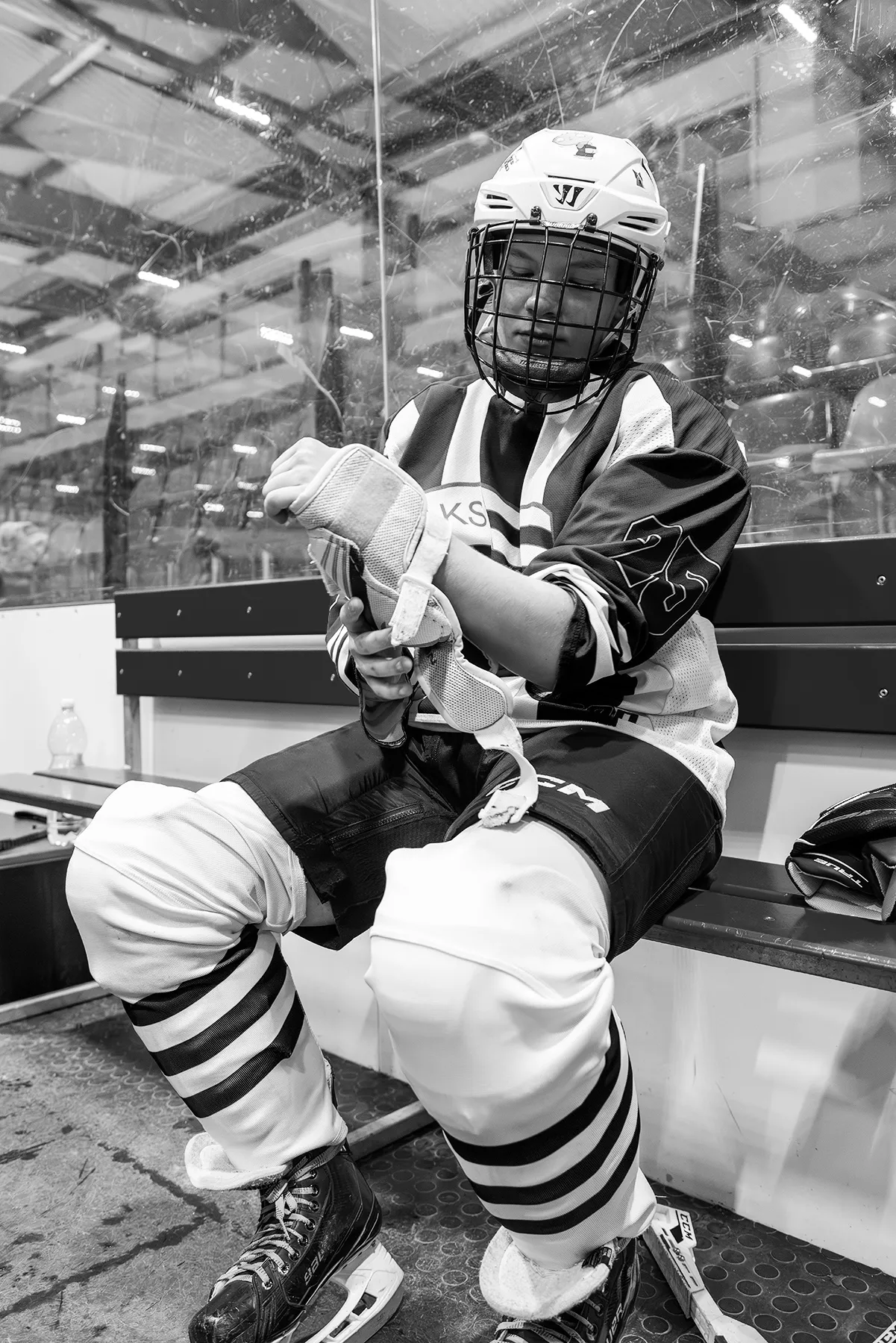 magda chudzik documentary photography womens ice hockey