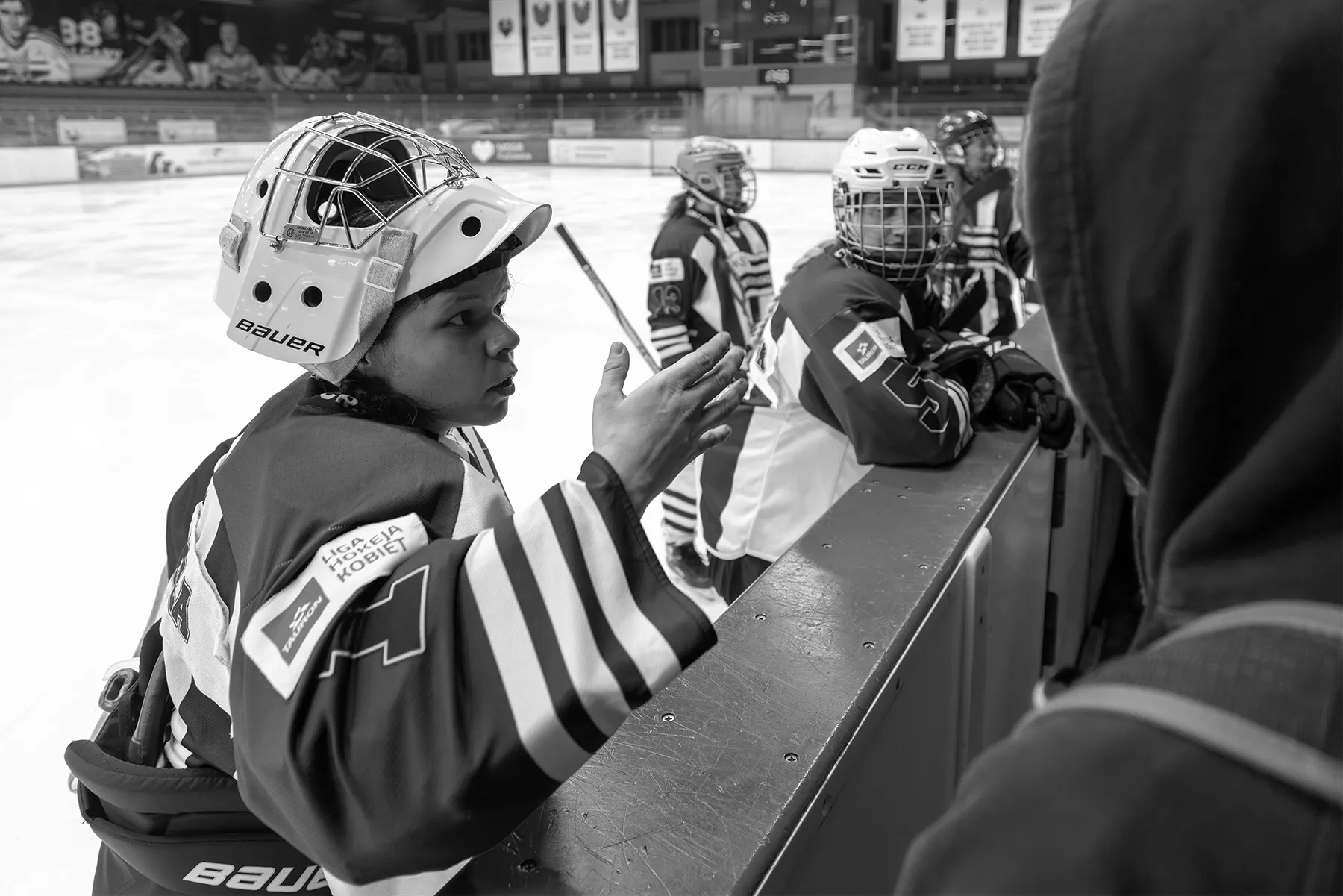 magda chudzik documentary photography womens ice hockey