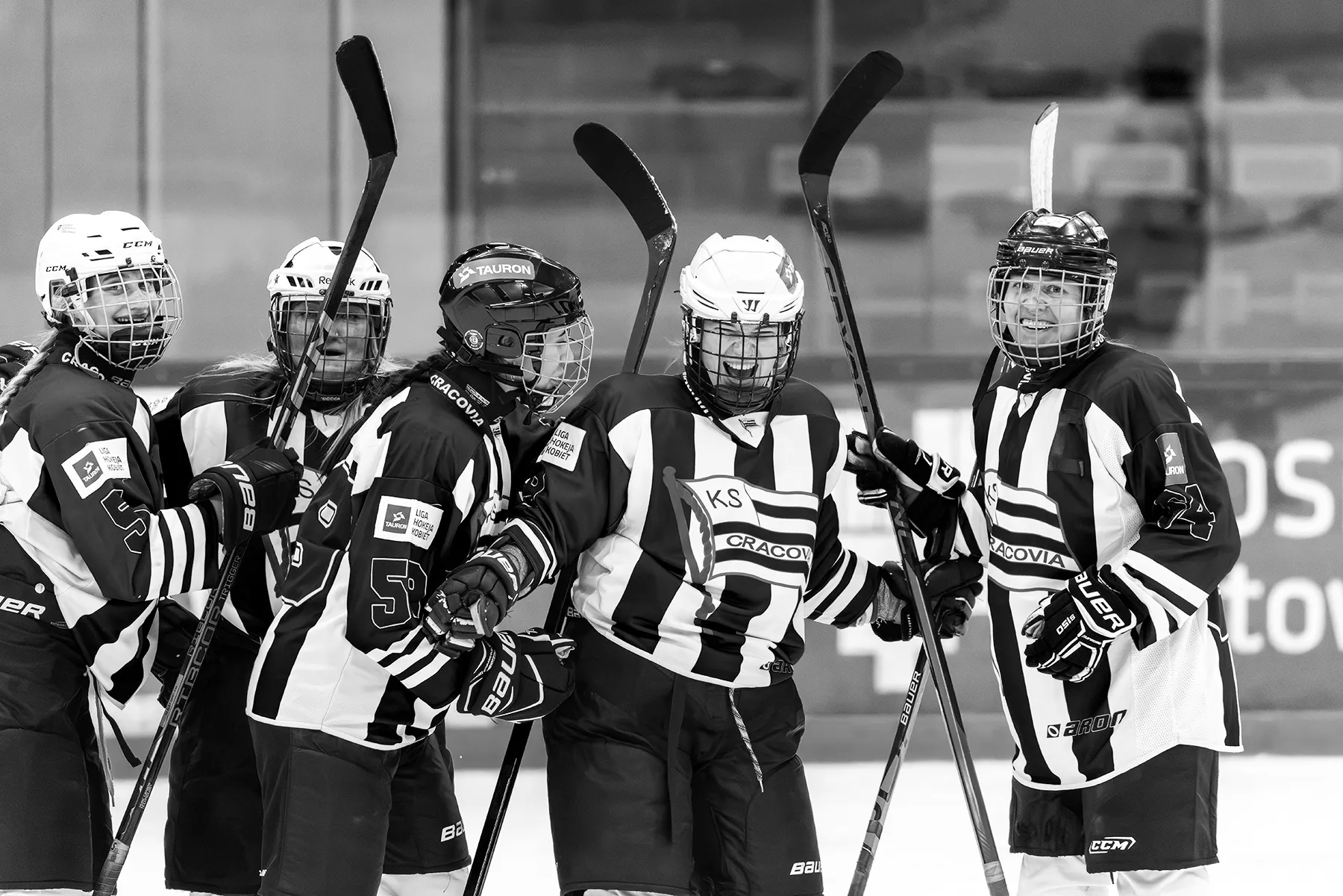 magda chudzik documentary photography womens ice hockey